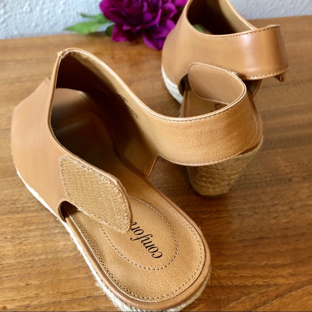 Braelyn Espadrilles-Comfort View EUC - Picture 6 of 8